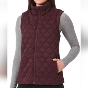 Kirkland Women's Quilted Vest - Burgundy New Size Small.